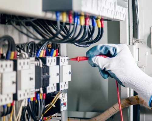 Ainarq | Servicios Instalaciones Eléctricas